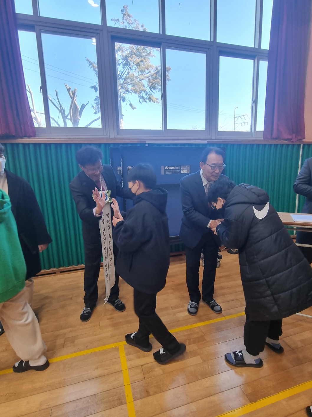 공존의 가치를 배워가는 둔덕중학교 입학식 - 관련이미지2