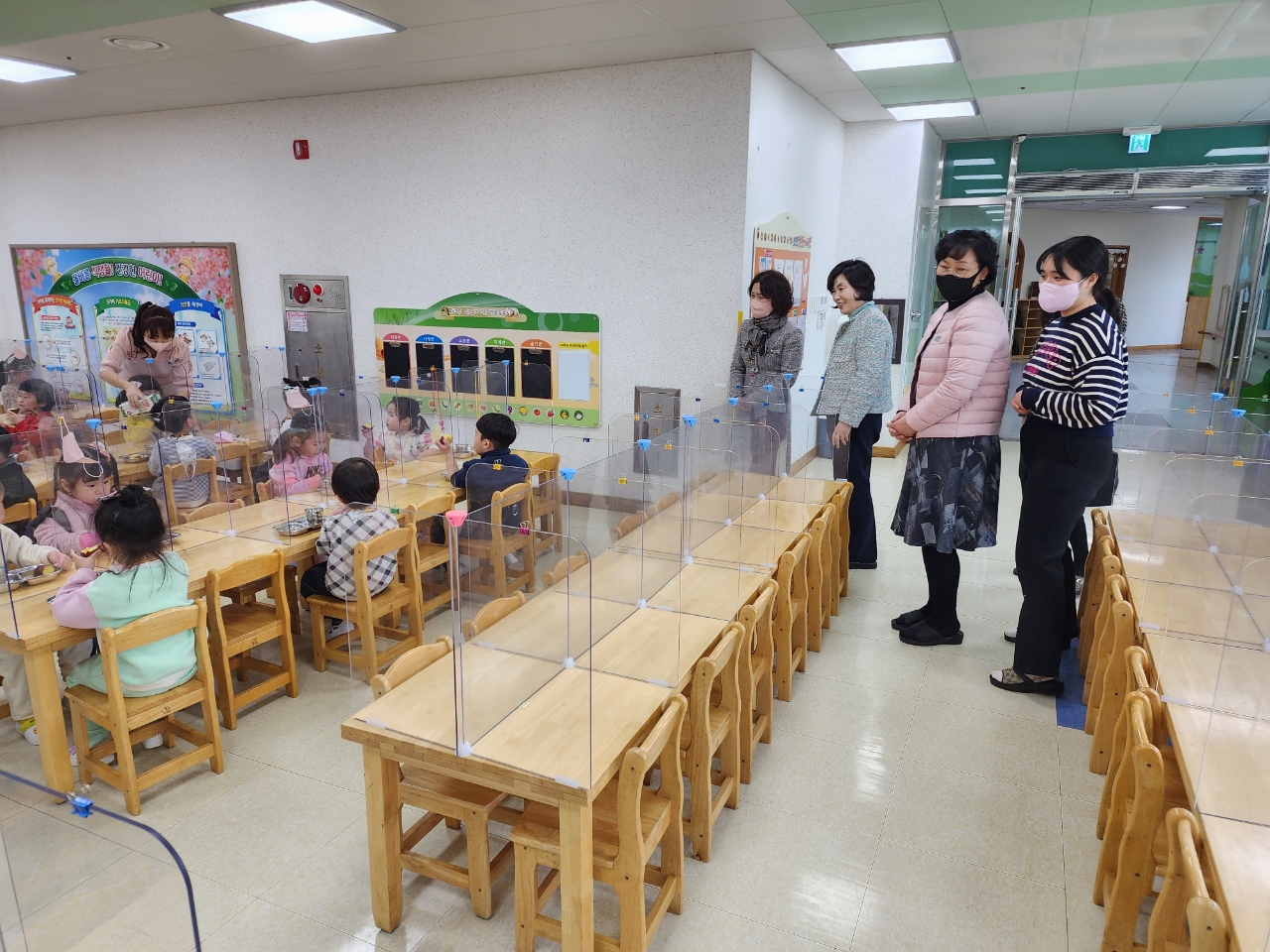 사천교육지원청, “완화된 방역지침, 단련된 학교방역” - 관련이미지2
