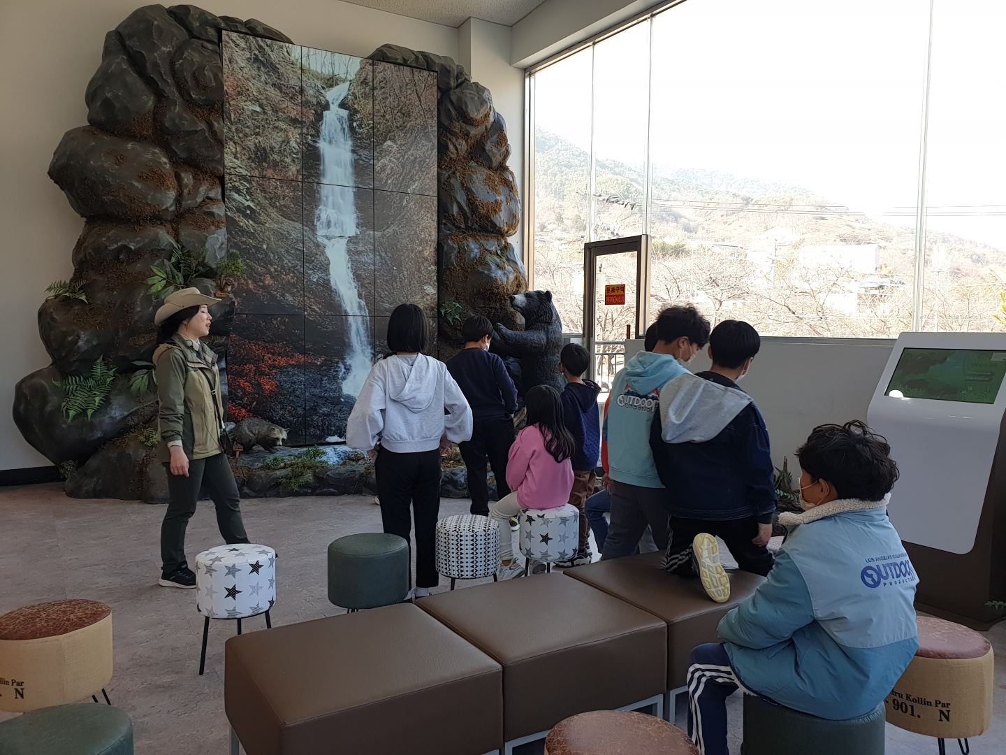 화개초왕성분교장, 지리산국립공원 생태학교 주니어레인저 입단 - 관련이미지3