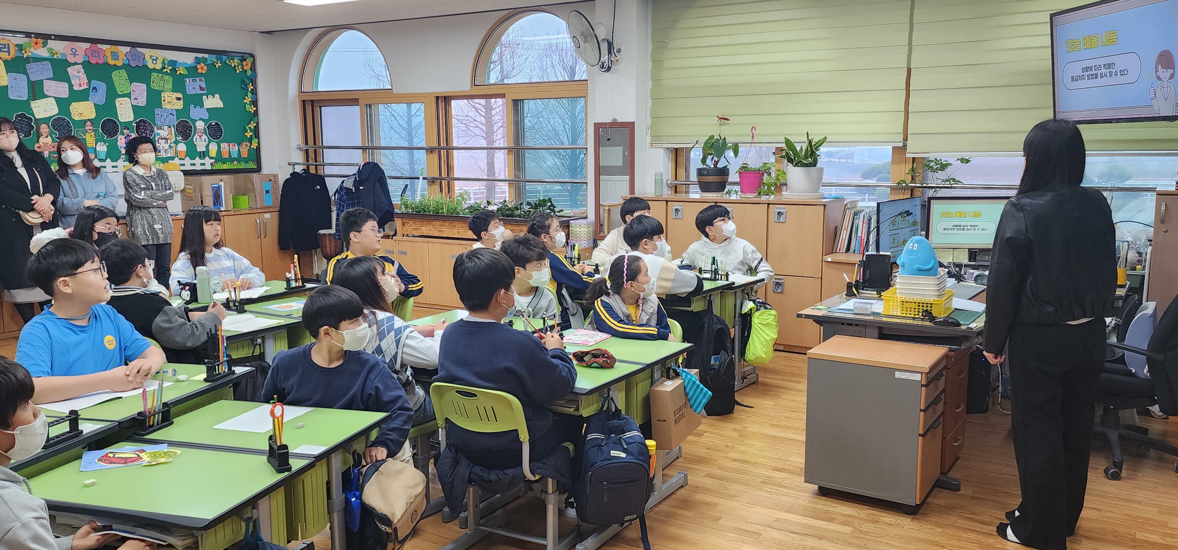 ‘사천 축동초, 소통으로 행복한 교육과정 설명회 및 수업 나눔의 날 운영’ - 관련이미지2