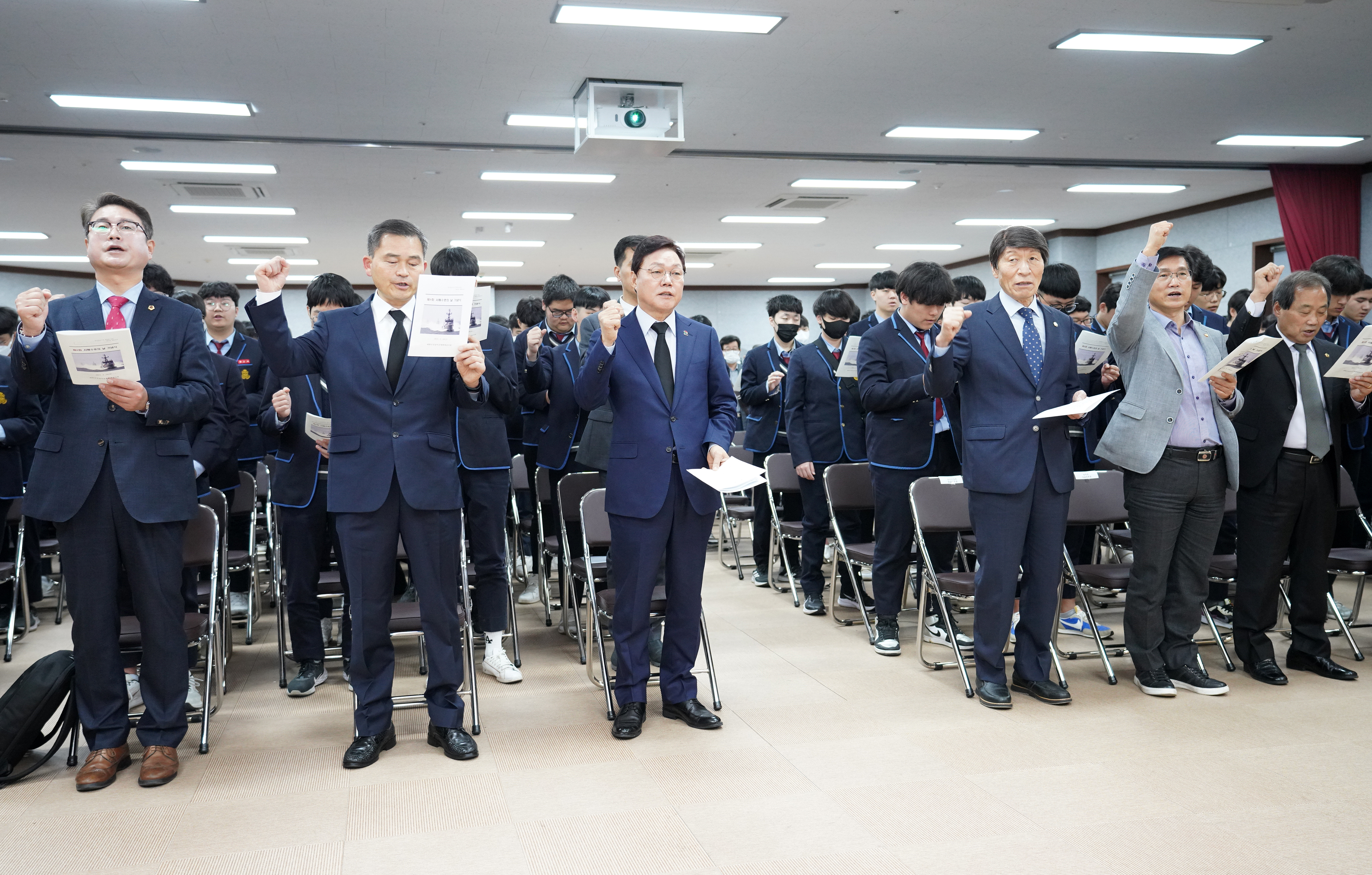 창원공업고, 호국의 별 서해수호 55용사들의 희생을 기리다 - 관련이미지4