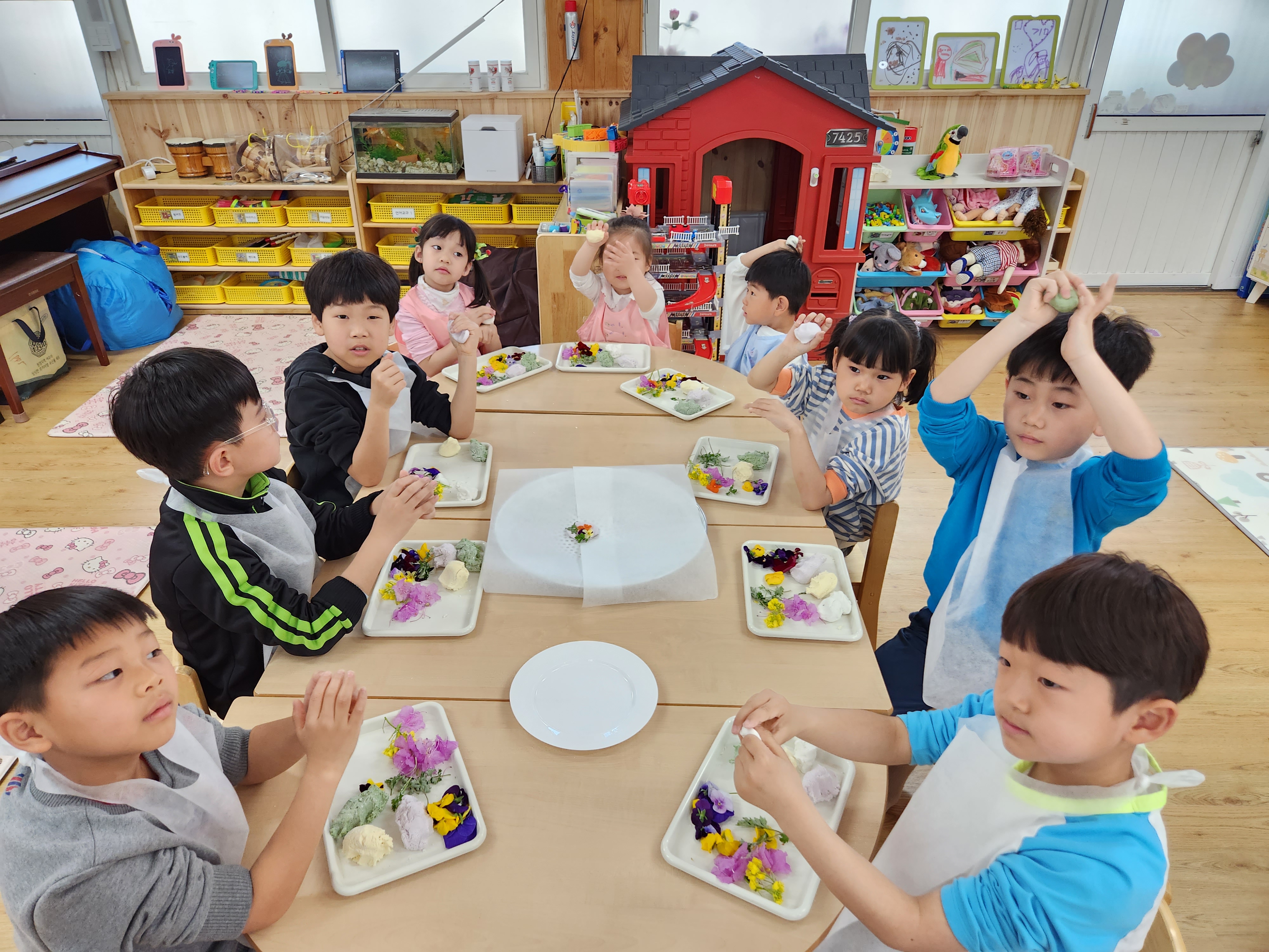 <병곡초>학교에 찾아온 봄을 오감으로 만나요 - 관련이미지1