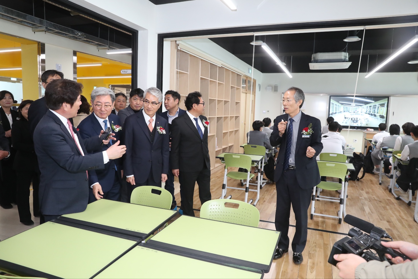 의령고 ‘전국 1호 학교단위 공간혁신 사업’ 준공(미래학교추진단 이철호 ☎268-1061 또는 문제관 ☎268-1063) - 관련이미지4