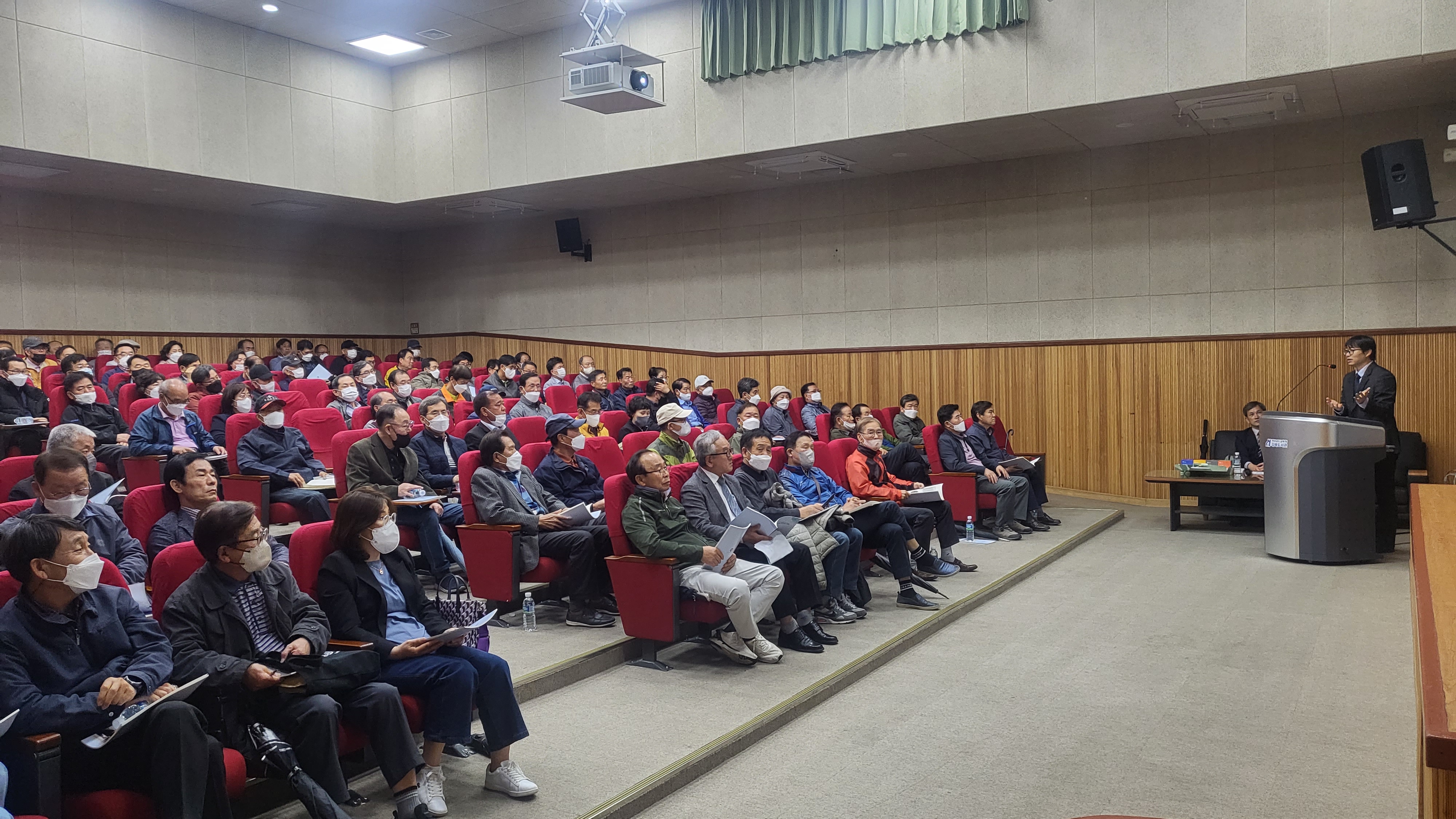 김해교육지원청, 학생보호인력(배움터지킴이) 직무 역량 강화 연수 실시 - 관련이미지2