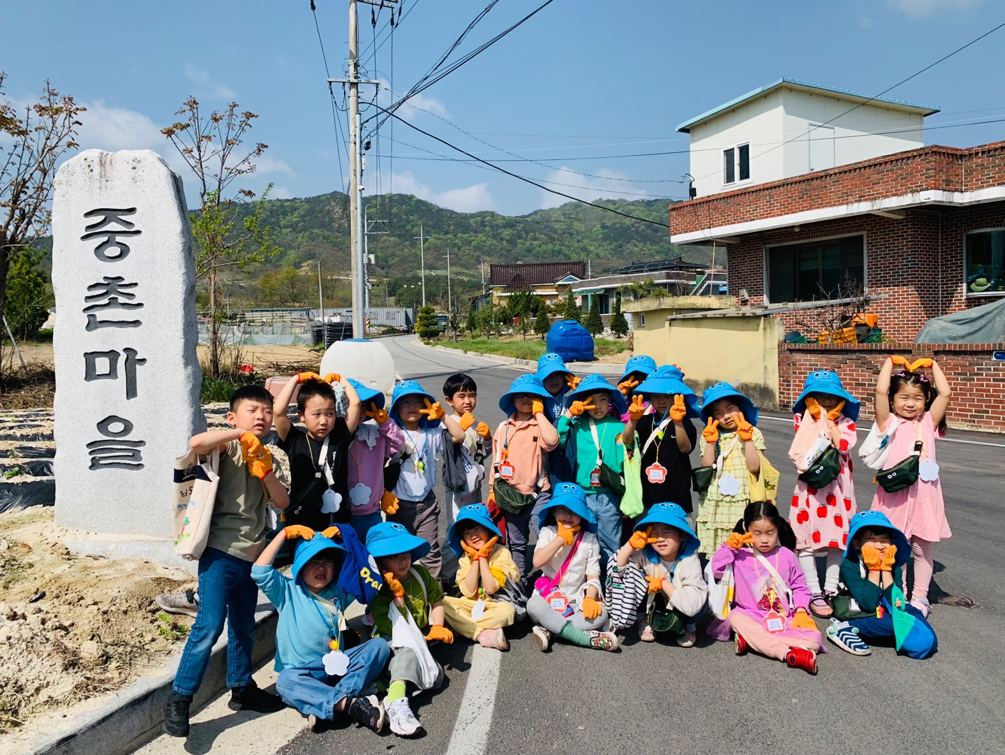 작은 실천, 줍깅 활동으로 환경교육 시작하다 - 관련이미지2