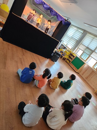 소답초병설유치원, 아동학대예방교육!! “소중한 어린이들을 지켜주세요” - 관련이미지2