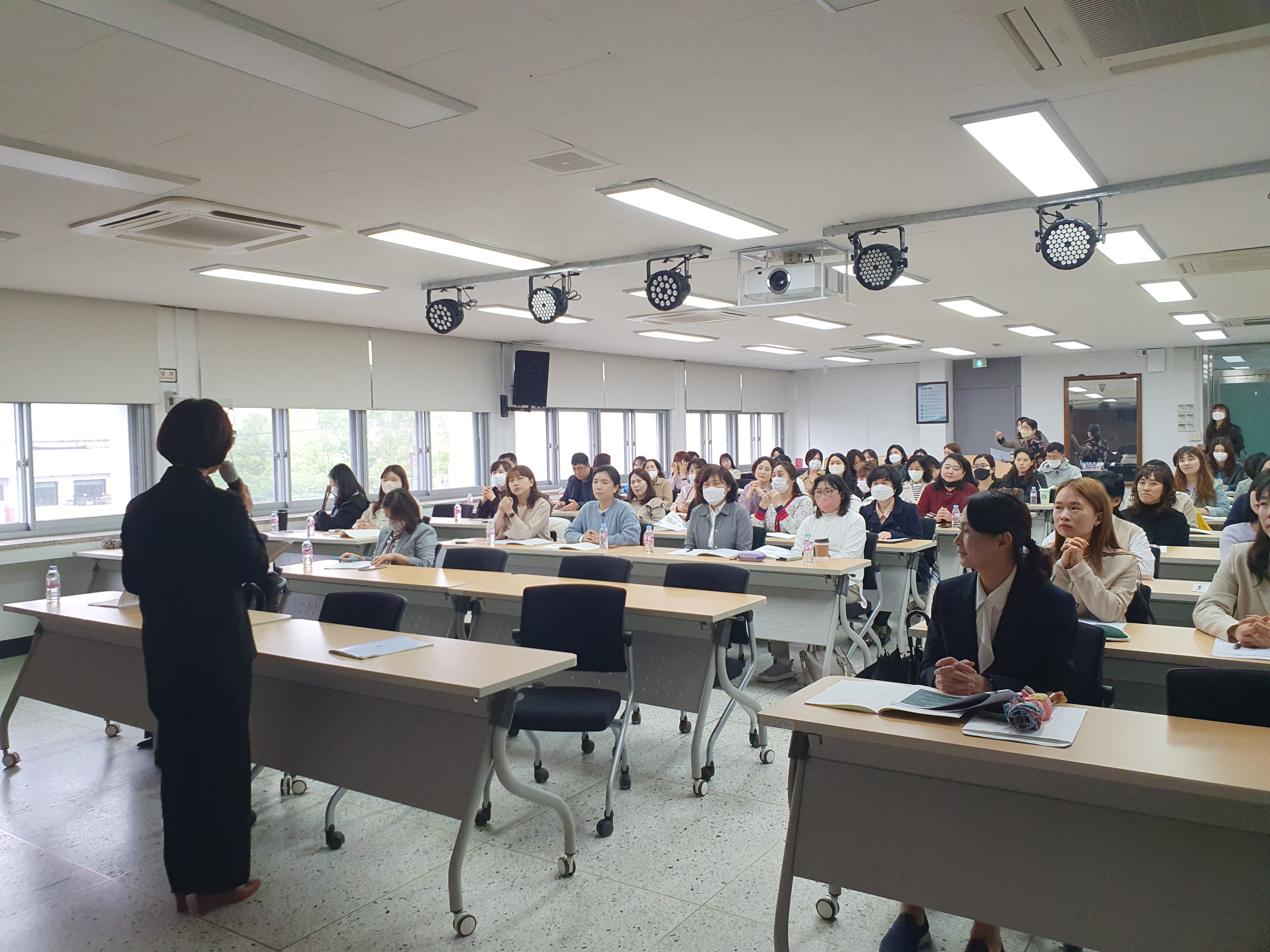 김해교육지원청, “미래의 재산인 아이들에게 건강하고 안전한 유치원 교육환경을 제공해요” - 관련이미지1