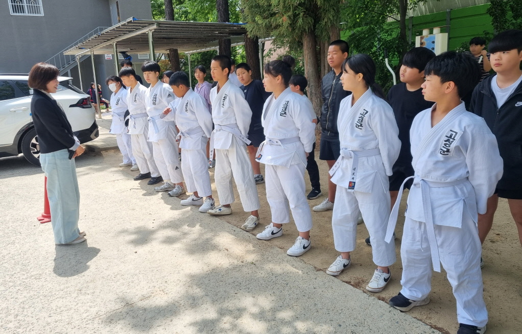 고성교육지원청, 2023. 경상남도초중학생종합체육대회 군부 종합 1위 6연속 달성!!! - 관련이미지2