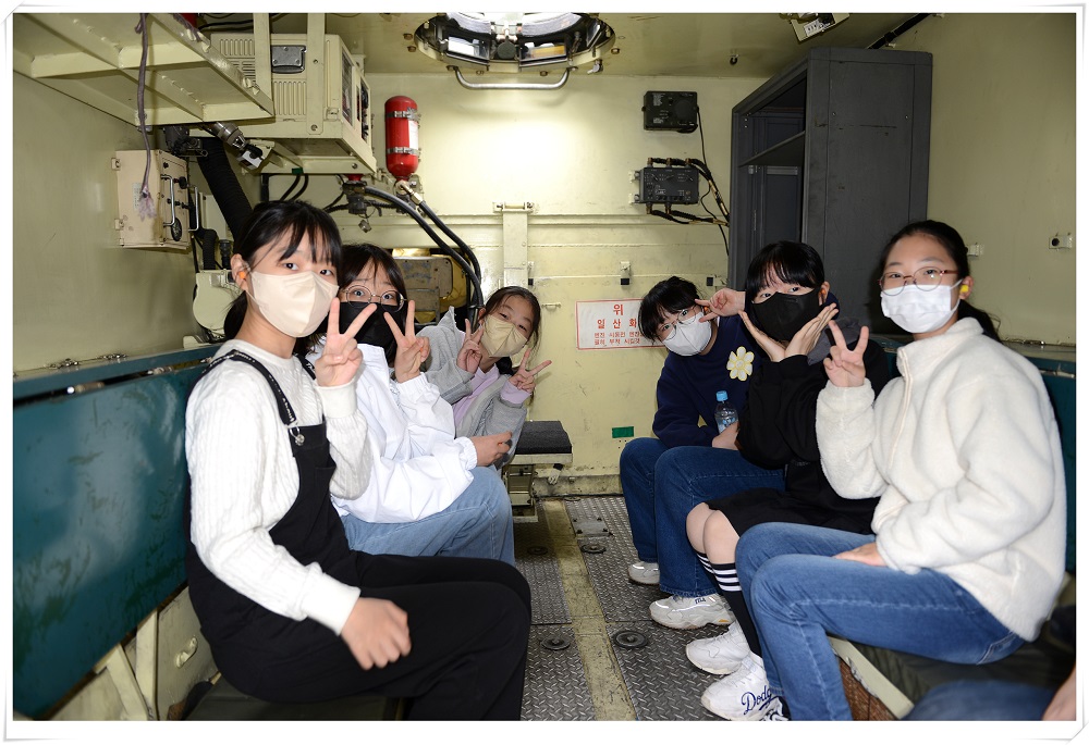 자여초, 국방과학연구소 창원시험장 견학 실시 - 관련이미지3