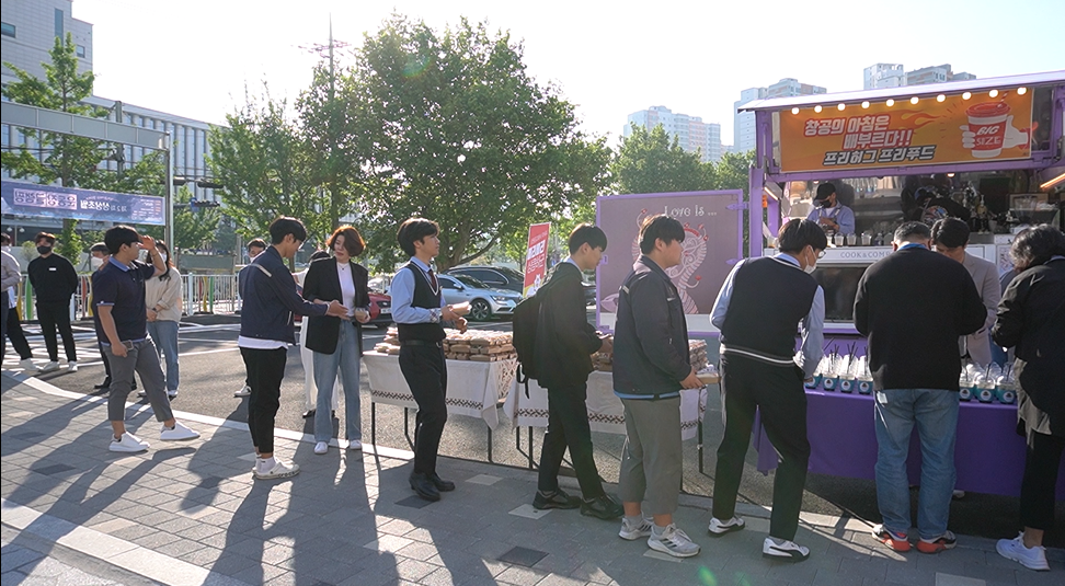 창원공업고, 프리허그 프리푸드 실시 - 관련이미지4
