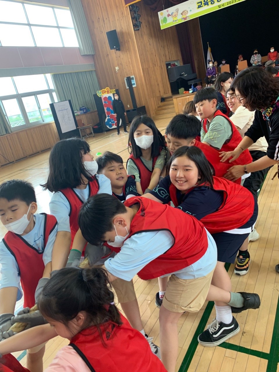 2023. 산외초 교육공동체와 지역사회가 함께하는 별별 운동회 행사 개최 - 관련이미지2
