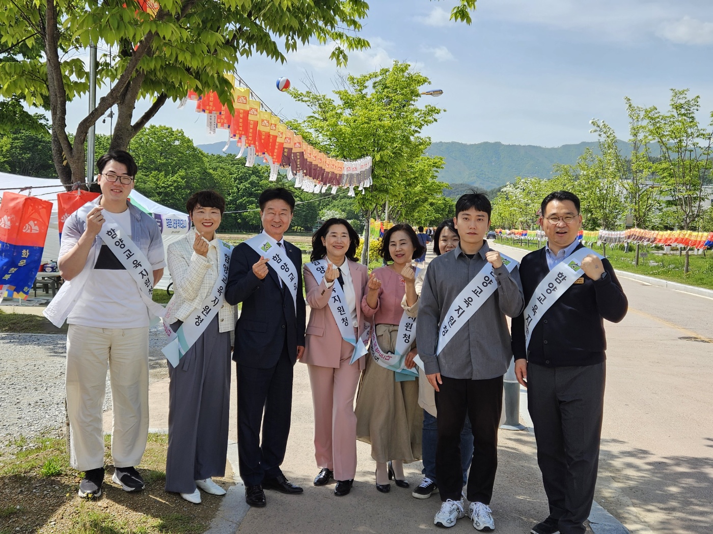 함양교육지원청, 제62회 천령문화제 청렴 소망등 달기 행사 참여 - 관련이미지1