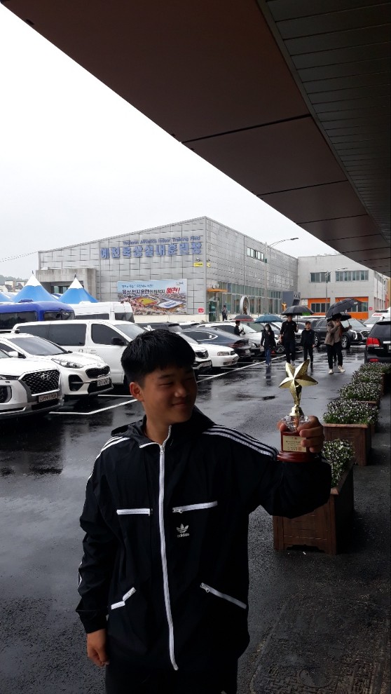 창선초 6학년 김동민, 전국춘계육상대회 및 KBS배 육상대회 금메달 획득 - 관련이미지2