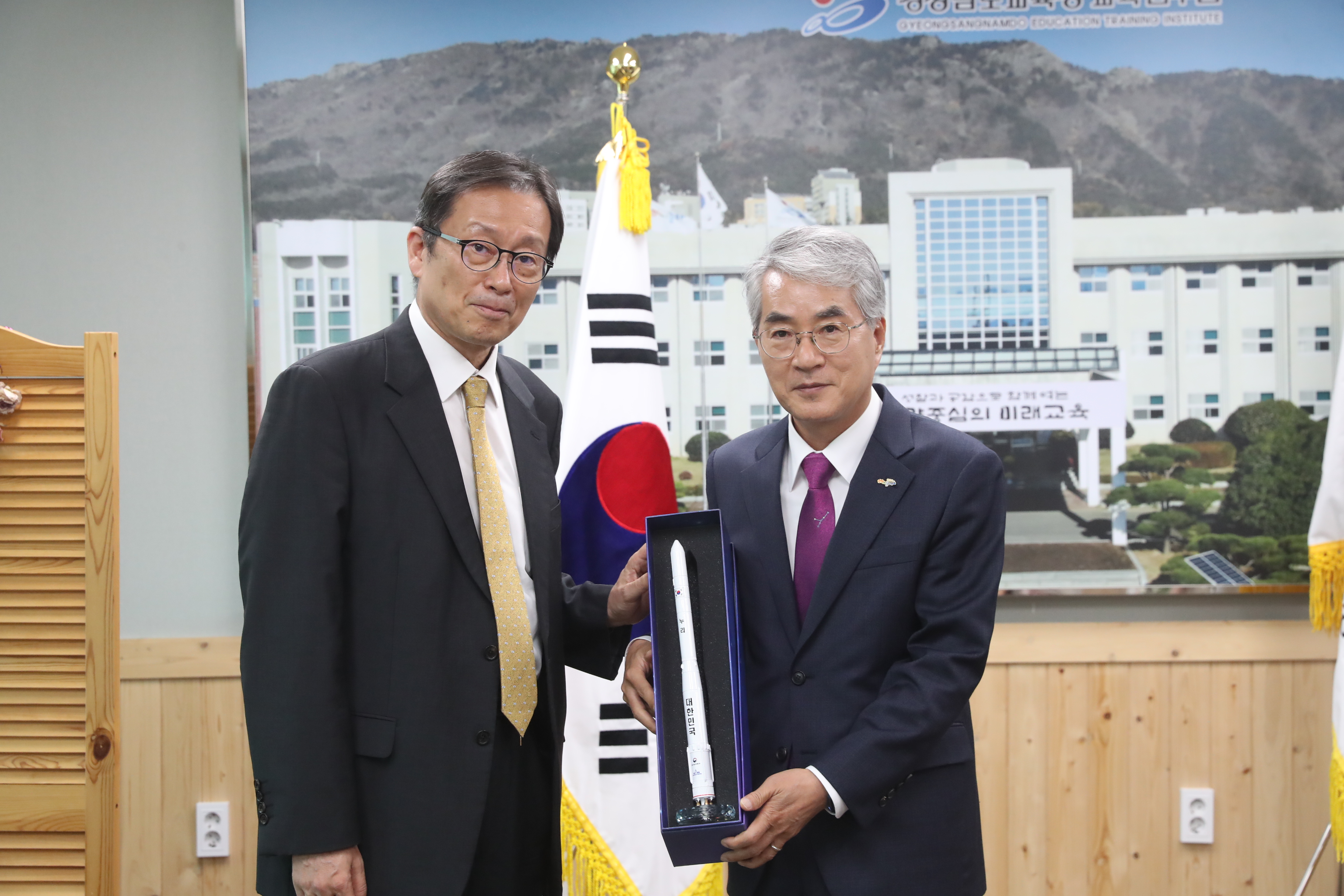 ‘전문가와 떠나는 우주 나들이’ 초청 강연(창의인재과 황진석 ☎210-5133) - 관련이미지3