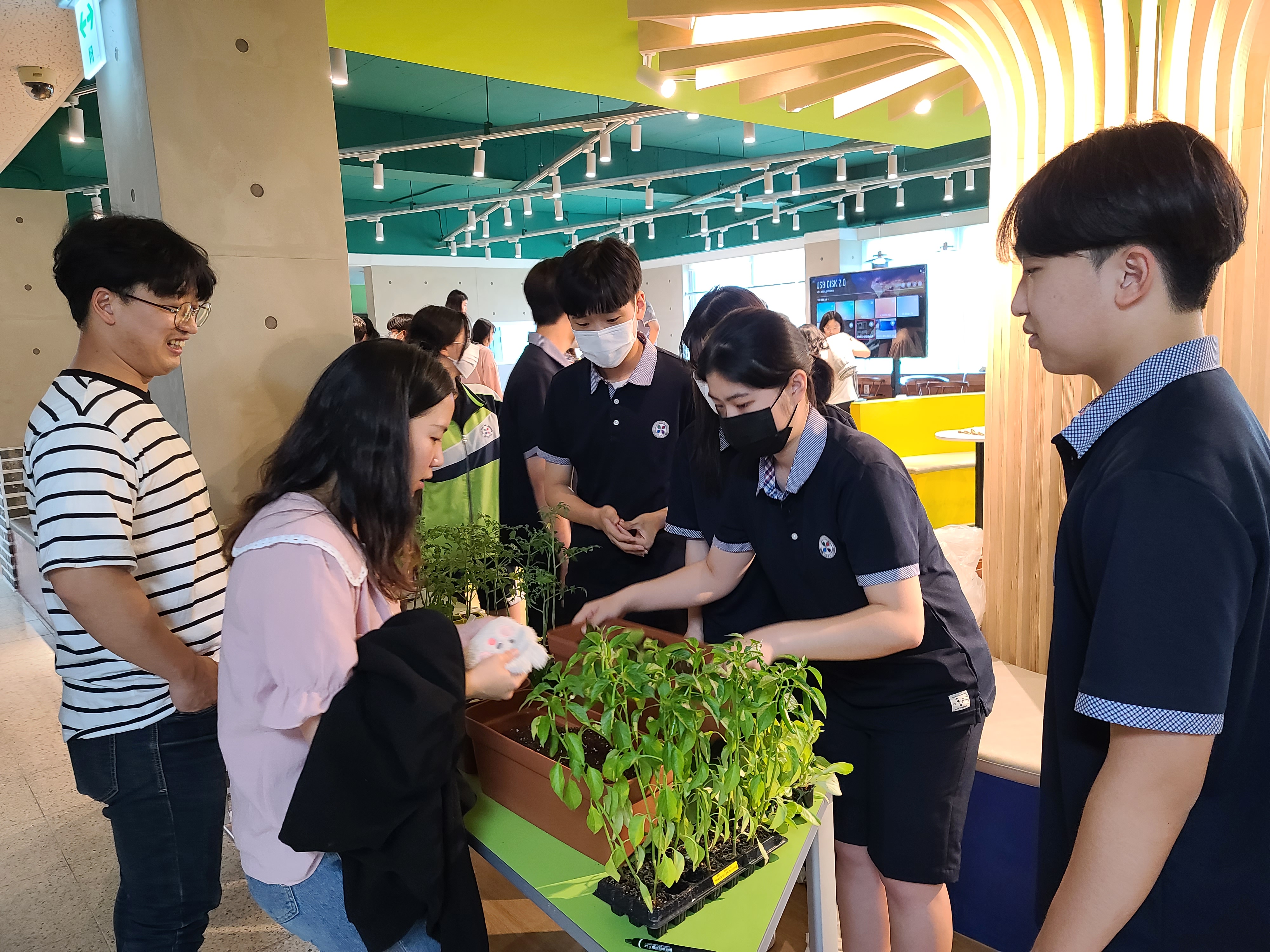 양산 범어고, 자구지구 환경체험 활동 실시 - 관련이미지2