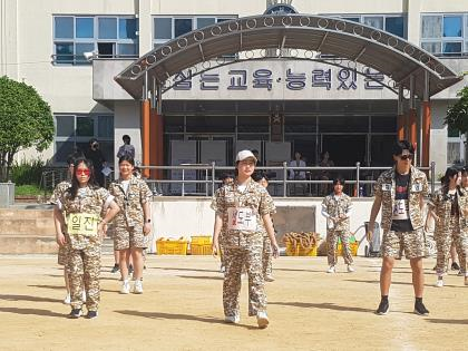 신현중, 학교 폭력 근절을 다짐하다 - 관련이미지2