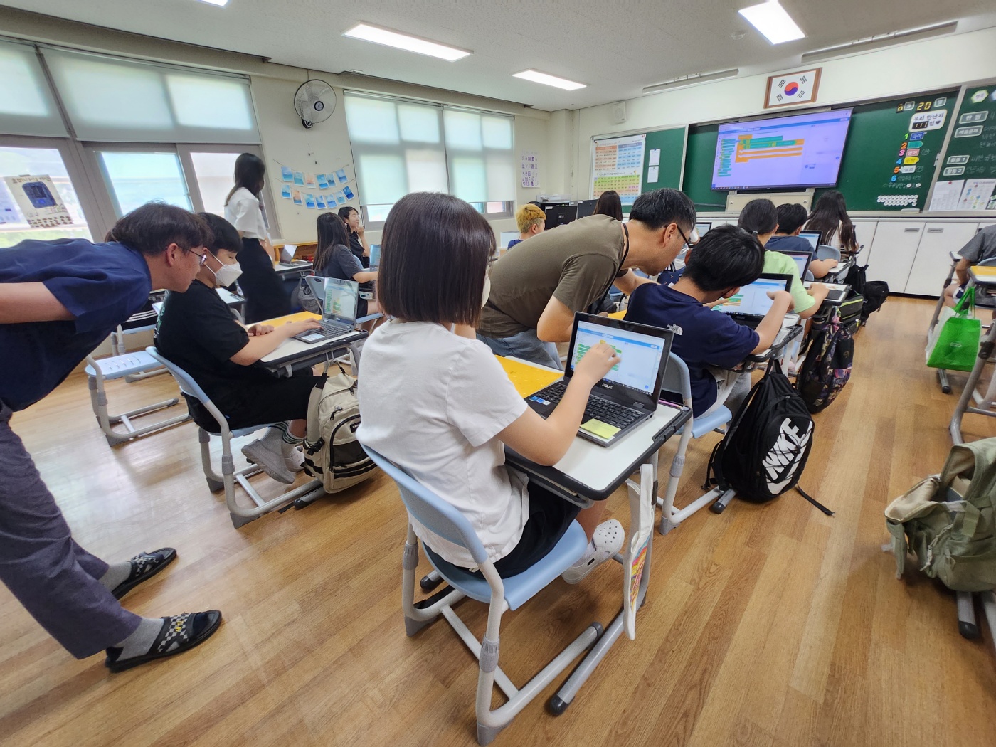 진영중앙초 ‘미래를 여는 학교·함께 가는 미래’ AI·SW 코딩교육 실시 - 관련이미지1