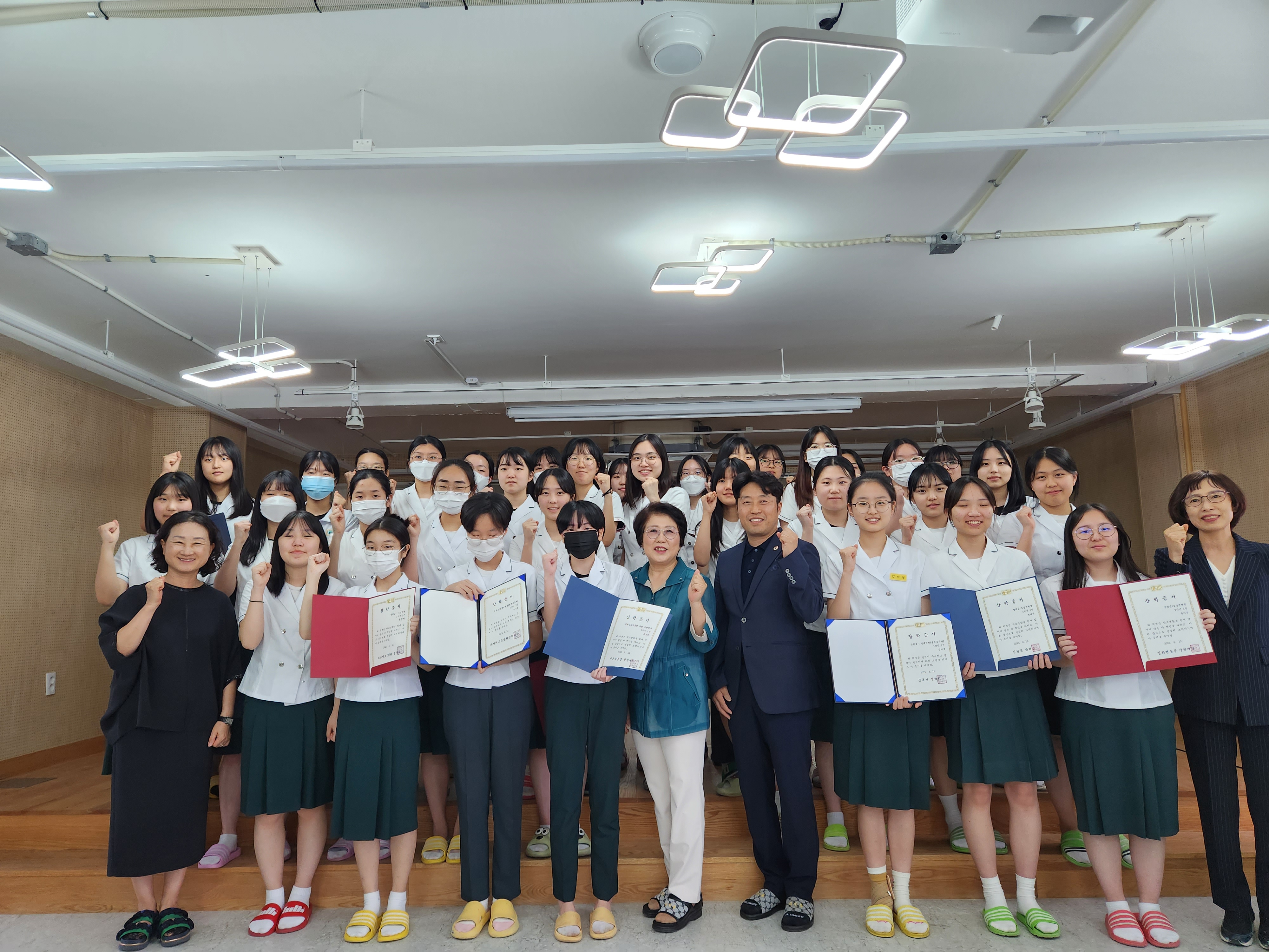 2023학년도 마산여자고등학교 총동창회 장학금 전달식 - 관련이미지1