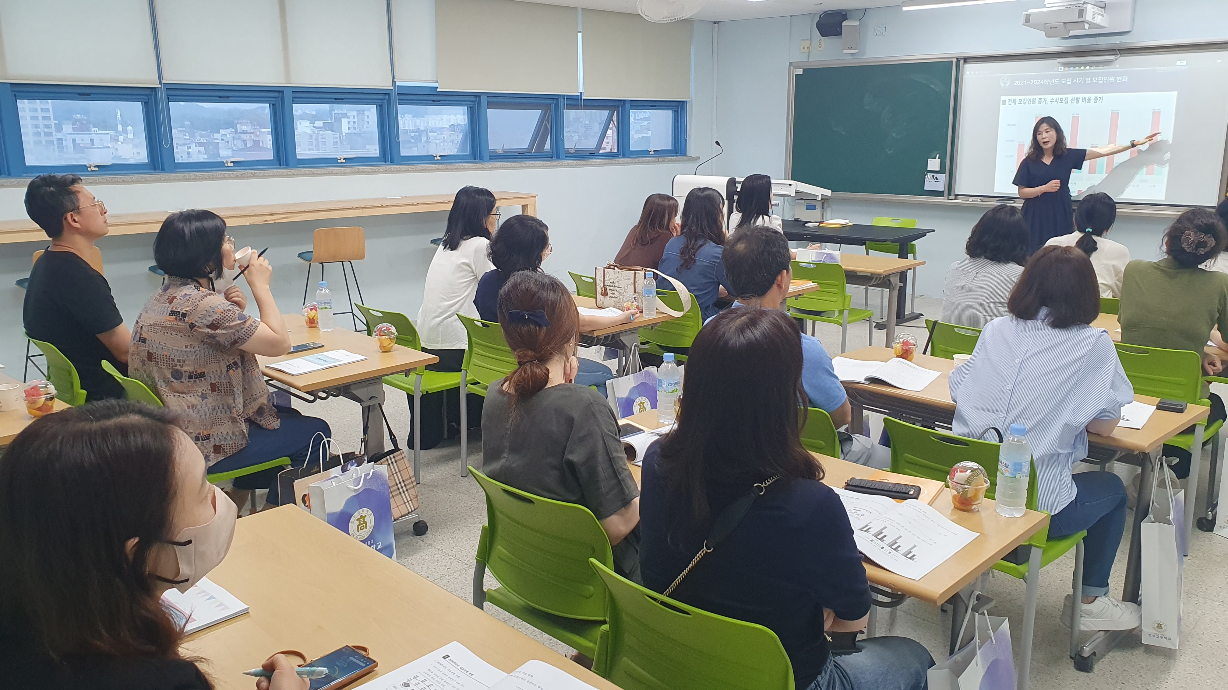 진주고, 교육과정-진로에 대한 고민을 학부모와 함께 하다!!! - 관련이미지1