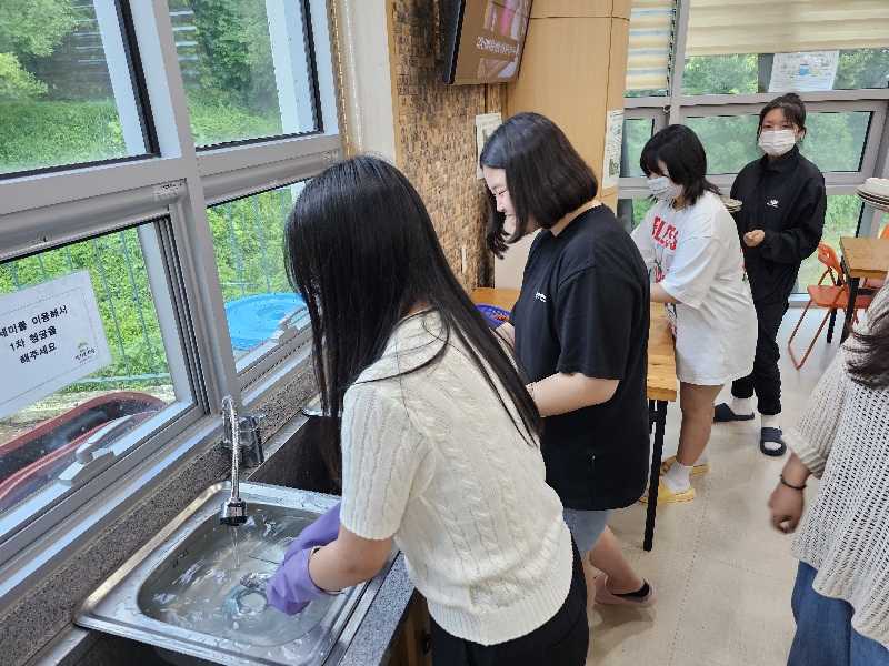 함안여자중학교, 탄소중립 중점학교의 환경을 생각하는 체험활동 실시 - 관련이미지2