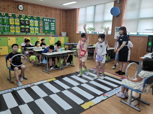 가람초, 우리의 교통안전 우리가 알고 지켜요! - 관련이미지3
