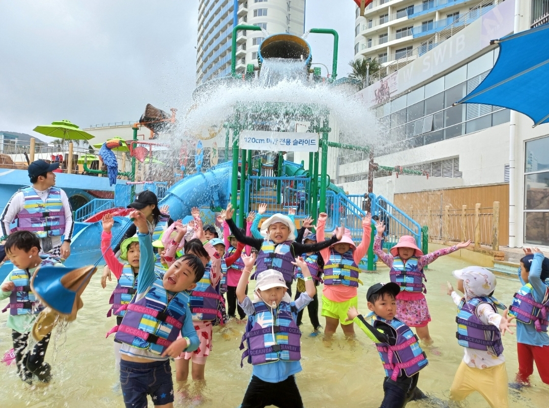 거제용소초병설유, 신나는 여름맞이 물놀이 체험! “여름아 반가워!” - 관련이미지3