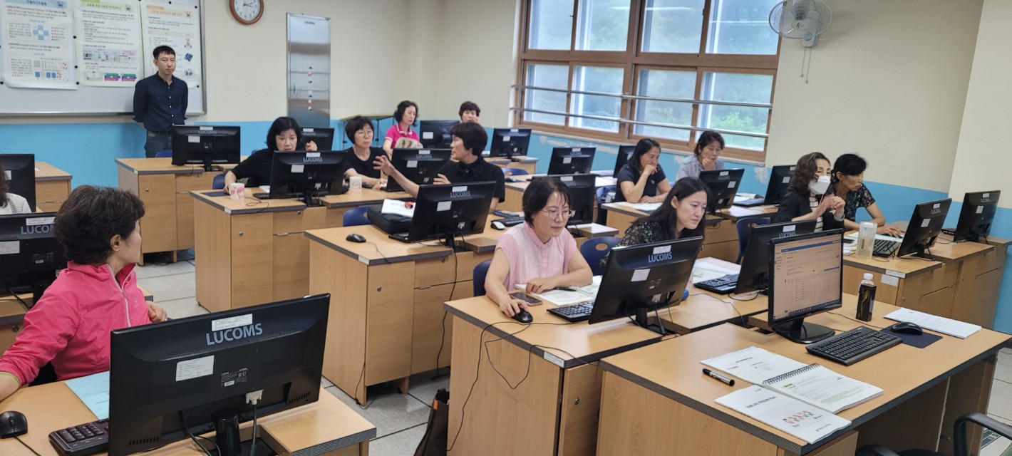 고성교육지원청, 지능형 나이스 유치원 업무 시스템 교육 실시 - 관련이미지2