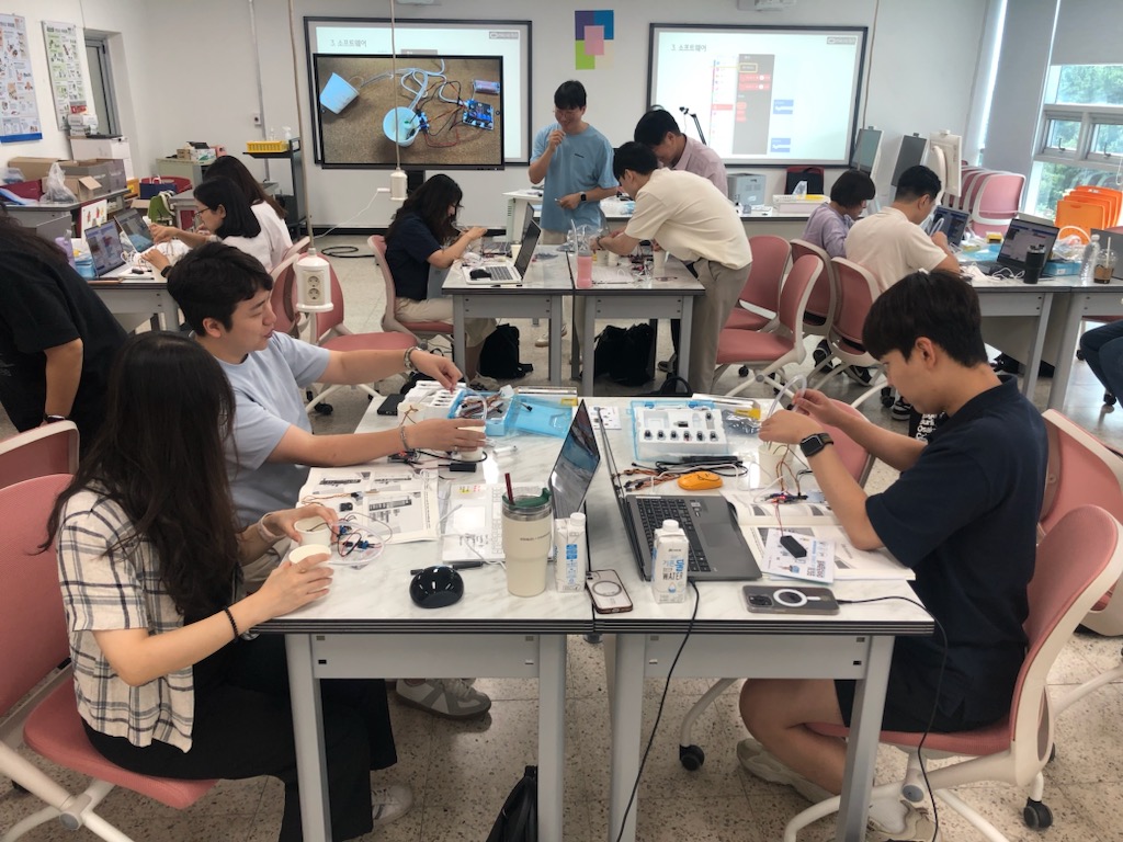 데이터 기반 과학 수업 역량 강화 직무연수 개최(창의인재과 이진숙 ☎210-5131 또는 황진석 ☎210-5133) - 관련이미지1