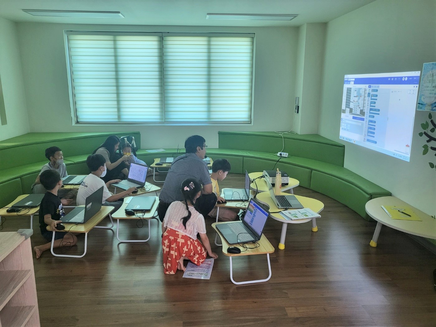 행복교육지구 학생 활동 지원, 멈추지 않겠습니다 - 관련이미지2