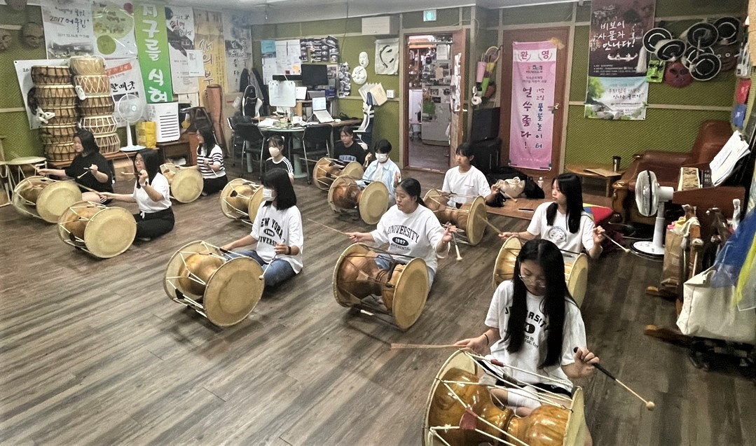 함안여자중학교, 유네스코 동아리  ‘겨레의 리네’의 토요 문화 체험 - 관련이미지5