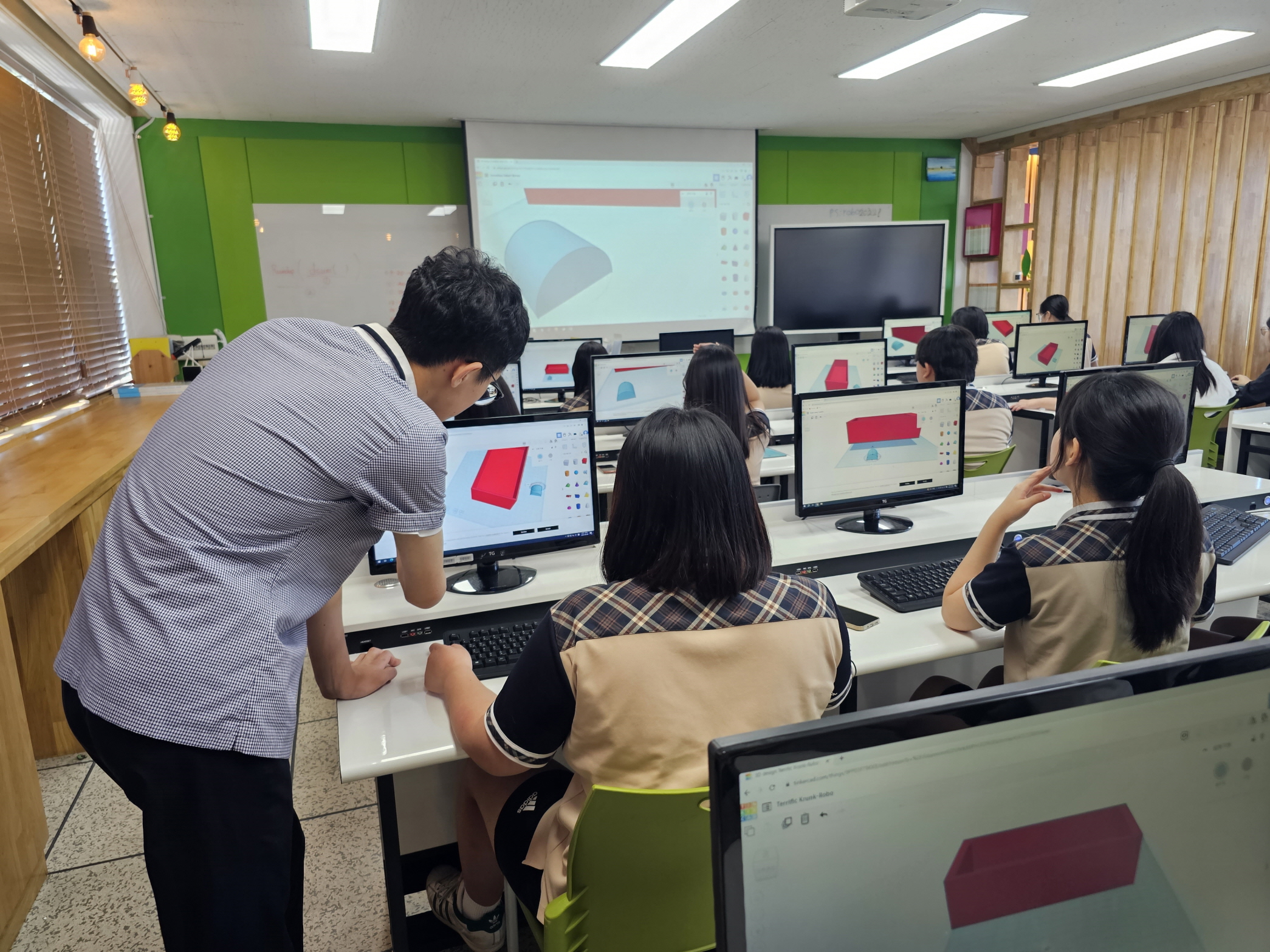 함안여자중학교, 경남로봇고등학교에서 로봇 분야 특성화고 진로 체험 가져 - 관련이미지5