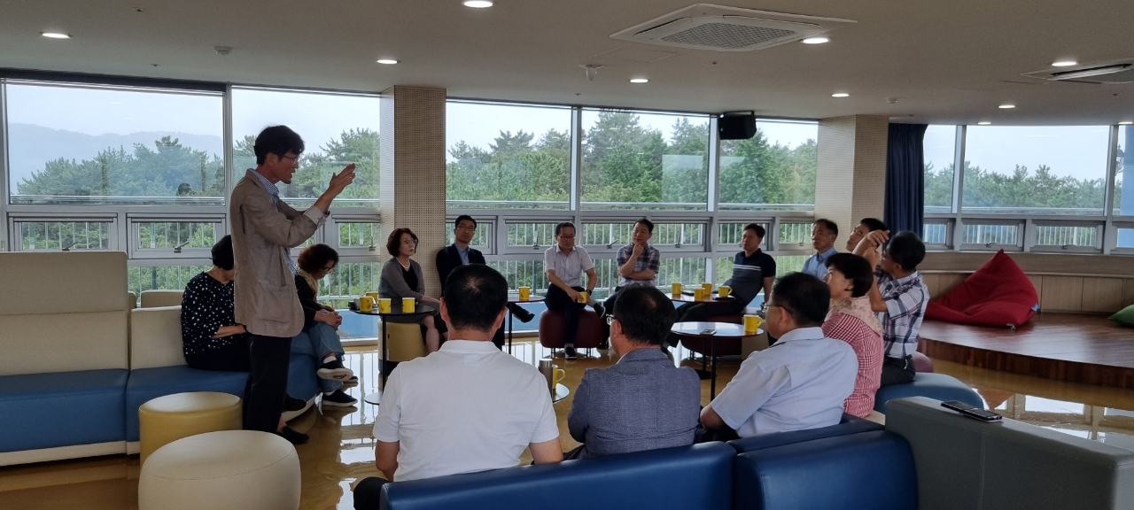고성교육지원청, 교육활동 전념 여건 조성 연수 실시 - 관련이미지3