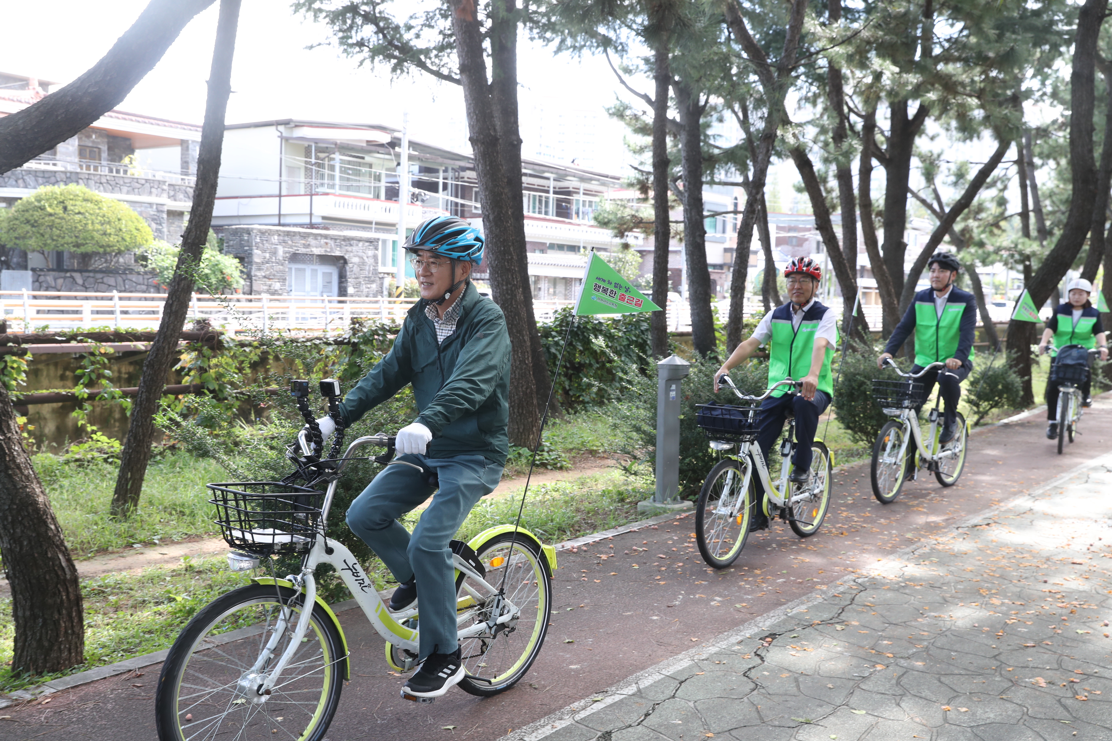 경남교육청, 생태전환교육 활성화 머리 맞대다 - 관련이미지1