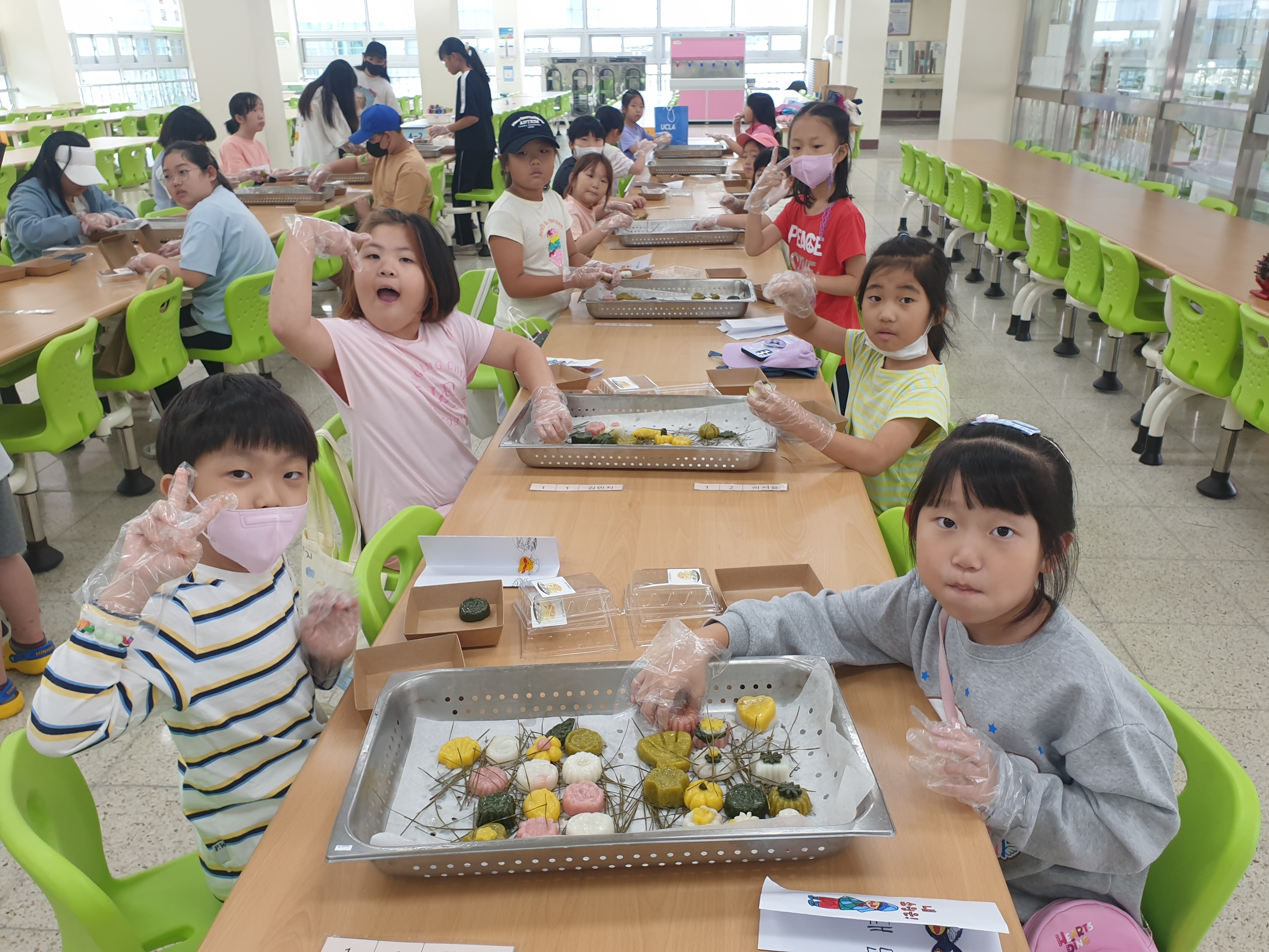가람초, 오색송편을 빚으며 한가위 소원을 빌어요. - 관련이미지2