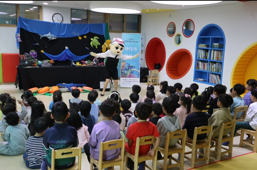 거제용소초병설유, 해녀가 들려주는 바다이야기 행사 - 관련이미지1