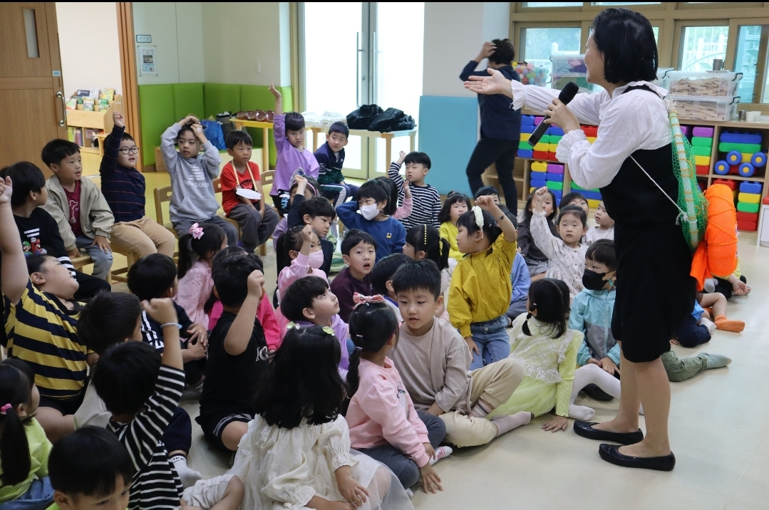 거제용소초병설유, 해녀가 들려주는 바다이야기 행사 - 관련이미지3