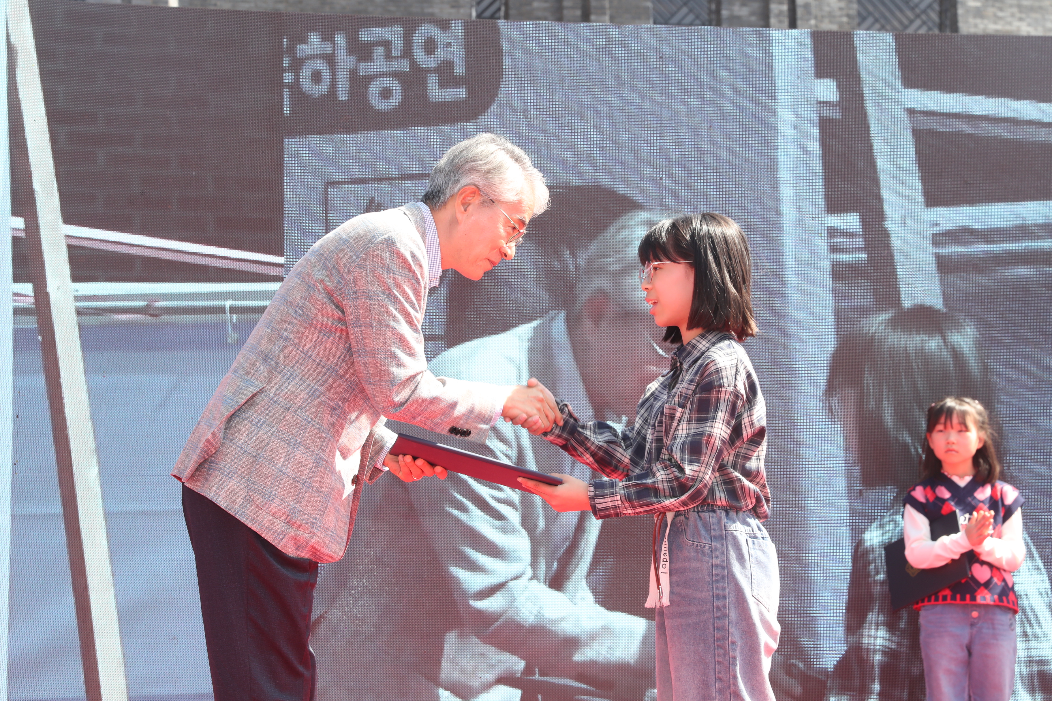 다 함께 놀자! 세계 한 바퀴’ 경남다문화교육박람회 개최 - 관련이미지2