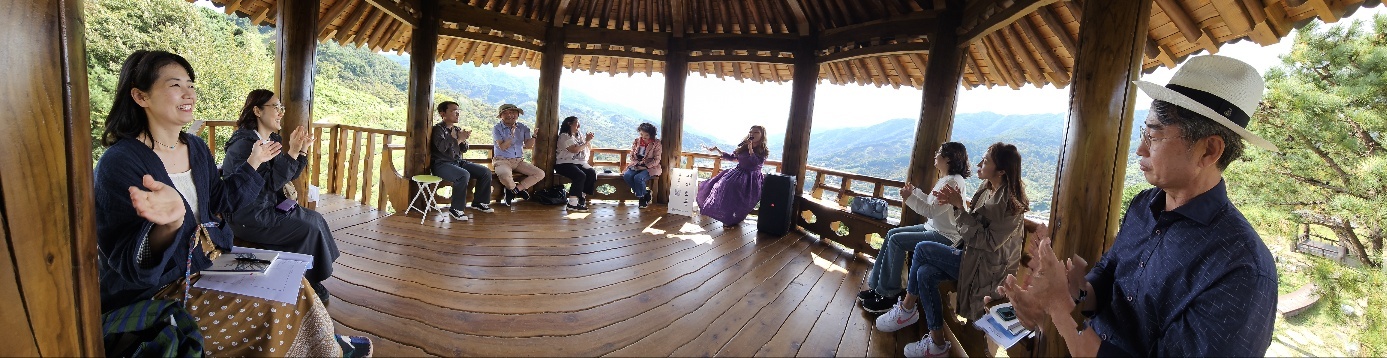 진주 사봉초 학부모 문학기행 실시 - 관련이미지3