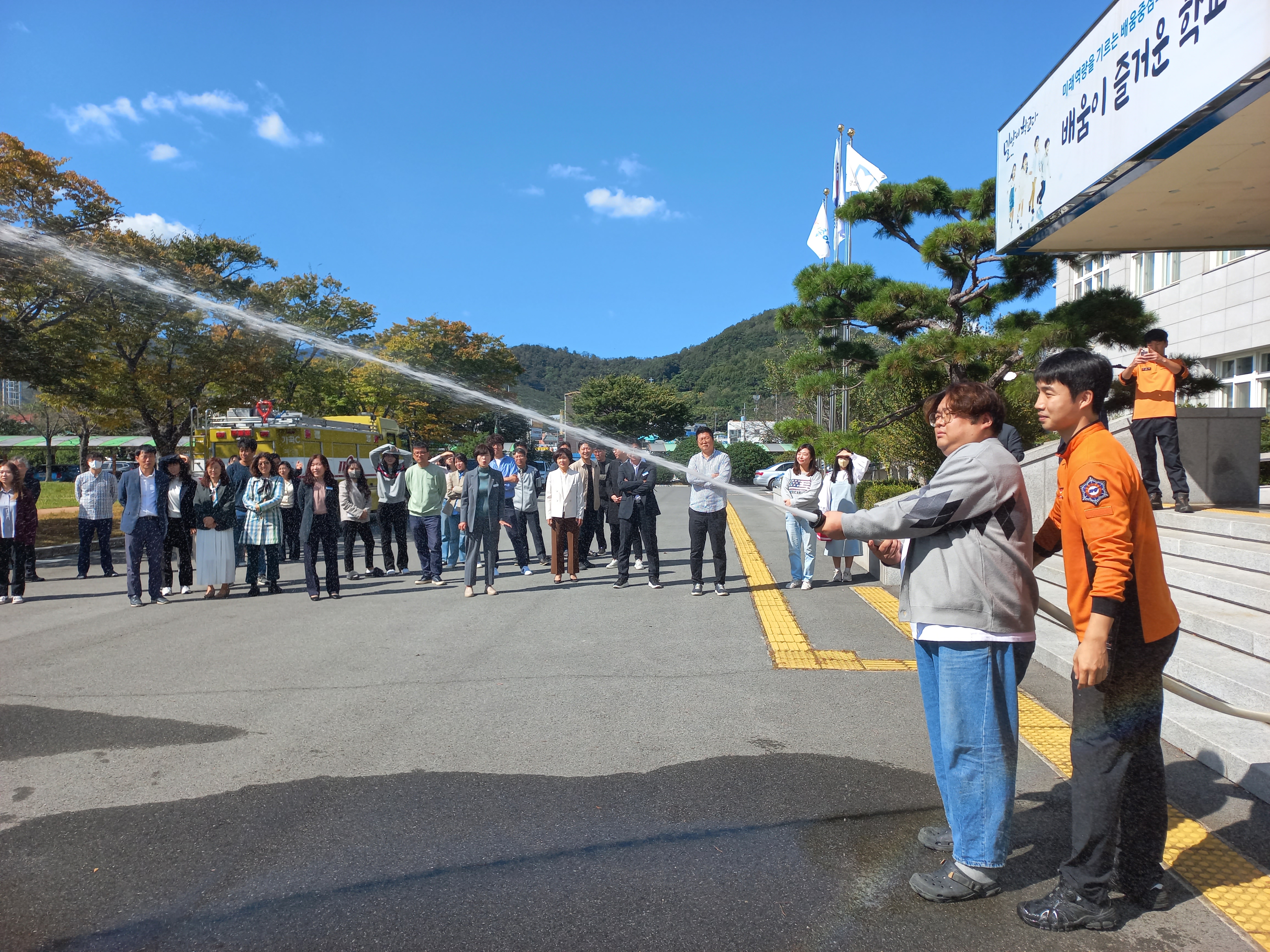 밀양교육지원청, 합동소방훈련 실시 - 관련이미지1