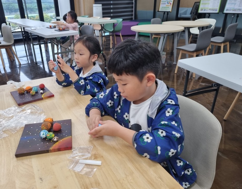 경남과학교육원, ‘외계행성 오브제’ 호평 - 관련이미지1