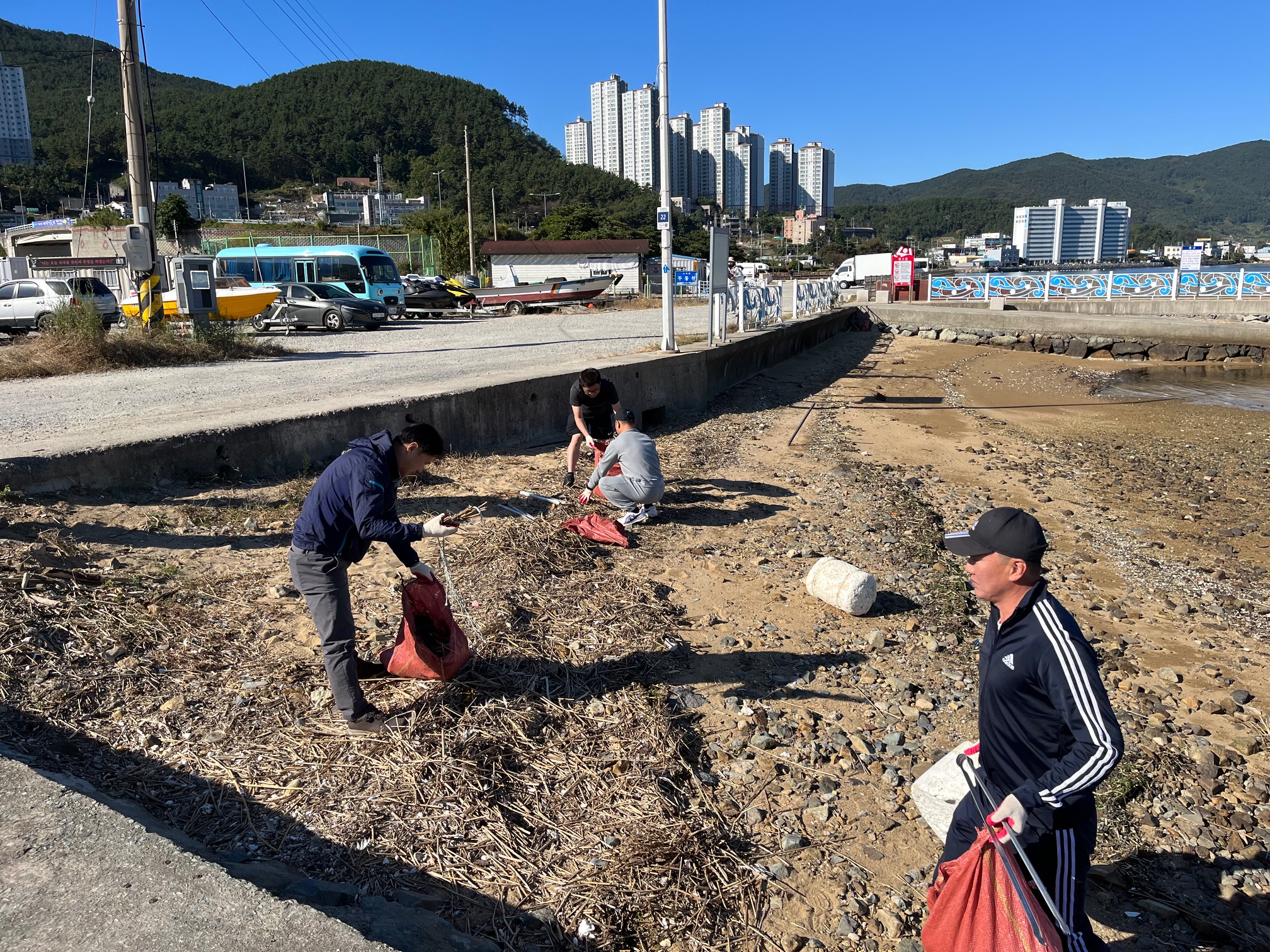 거제교육지원청 「청렴나누미」, 청렴캠페인 및 환경정화 봉사활동 - 관련이미지4