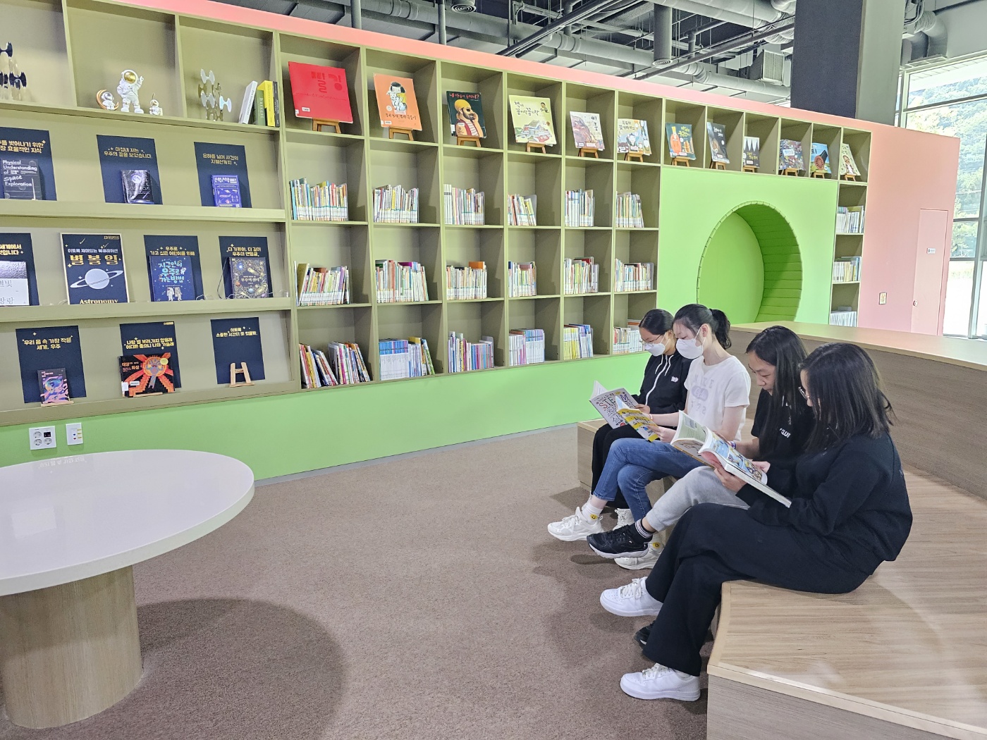 거제고현중학교 독서동아리 의령 미래교육관 및 의병박물관 체험 - 관련이미지1