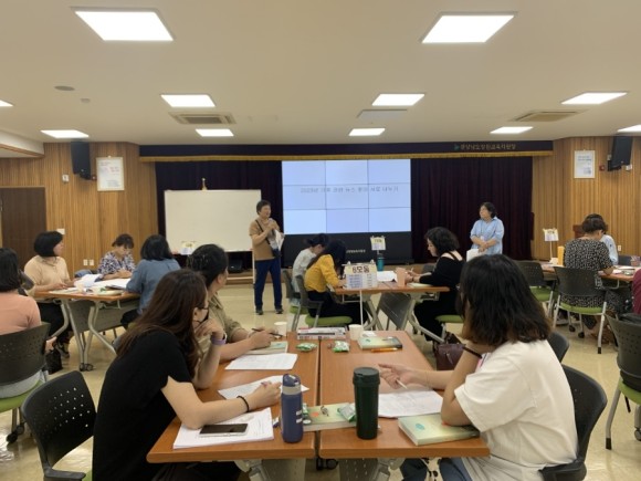 2023. 비경쟁 독서토론회 대단원의 막을 내리다 - 관련이미지3