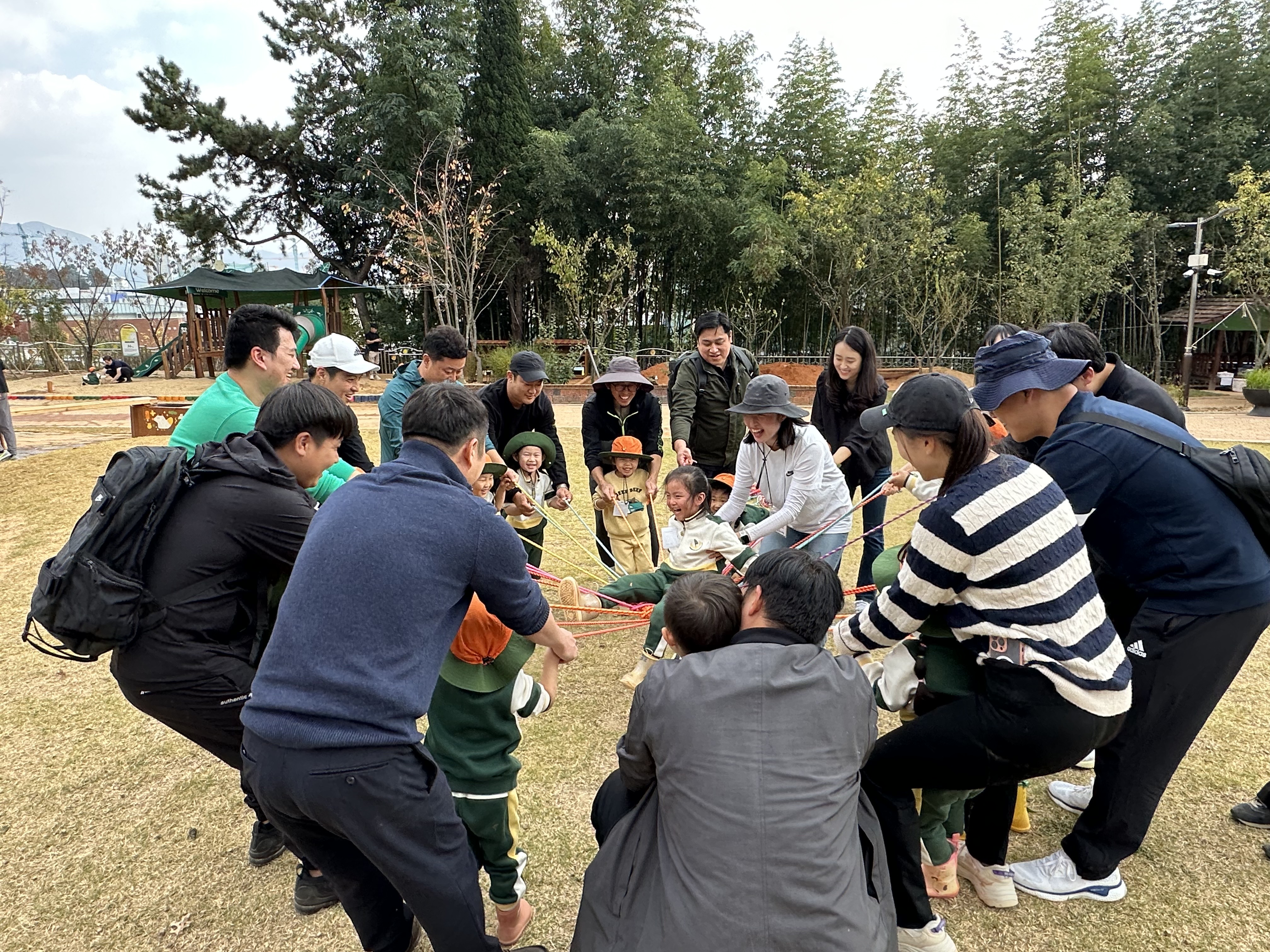 창원숲유치원 행복한 가을숲 학부모 참여수업 및 아빠교육 연수 - 관련이미지1