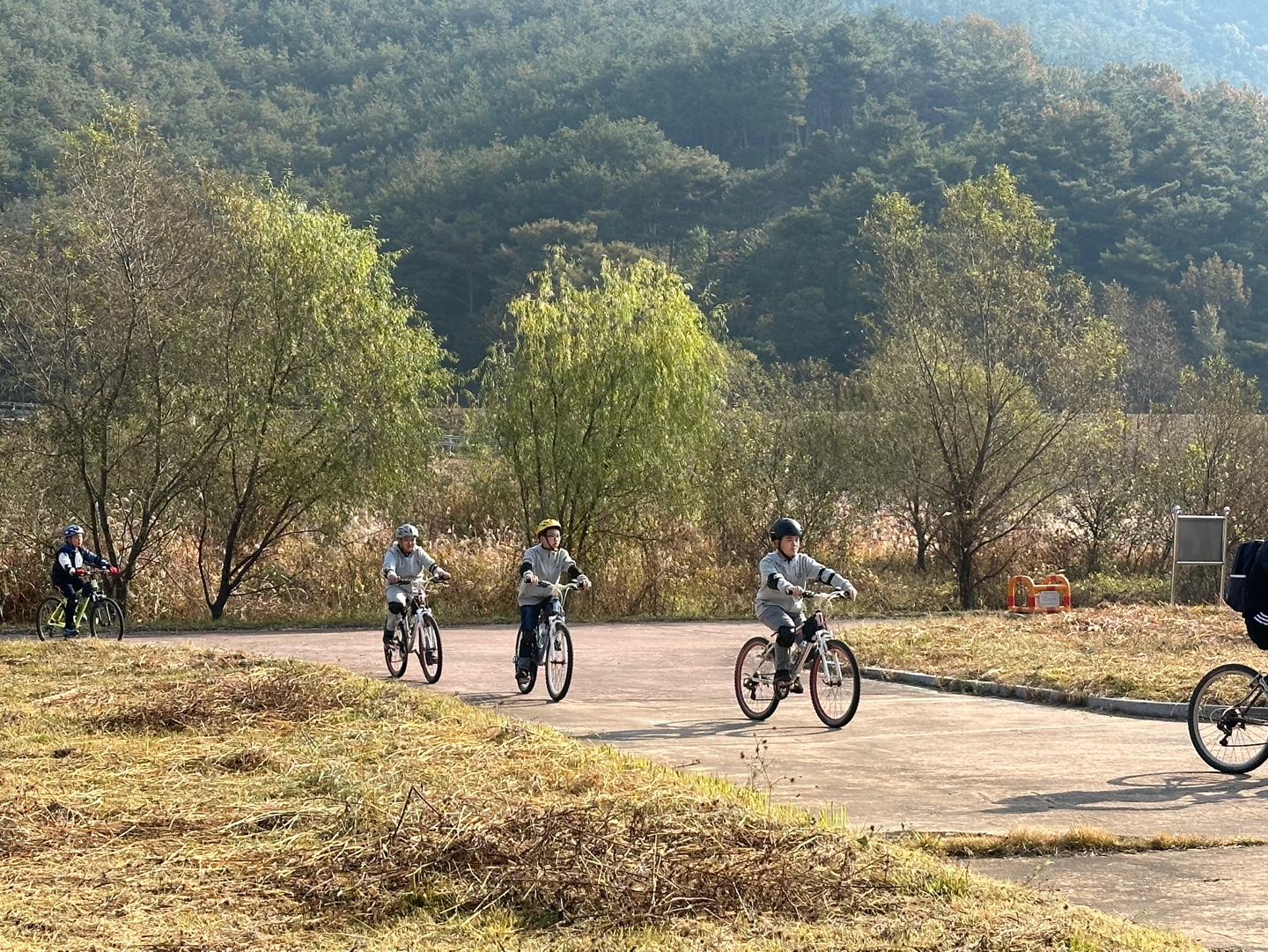 가을을 느끼며 자전거와 함께하는 내 고장 탐방 - 관련이미지3