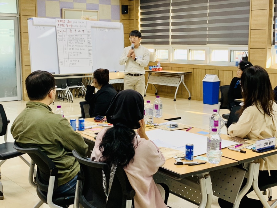 의령교육지원청, 마을 연계 교육과정 내실화를 위한 공감 토론회 개최 - 관련이미지3