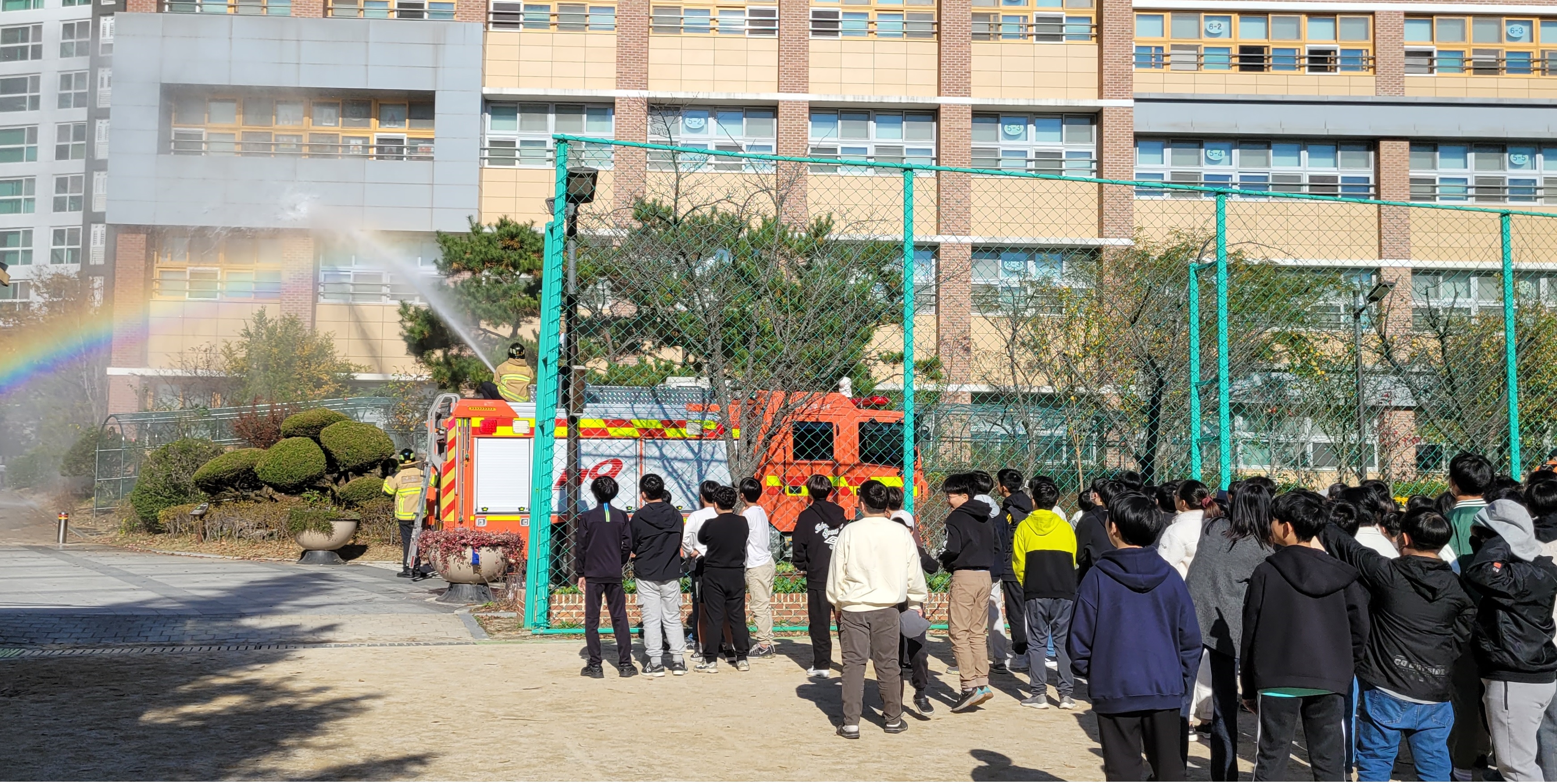화재발생! 빨리, 안전하게 대피해요!(장재초등학교 2023년 합동소방훈련 실시) - 관련이미지2