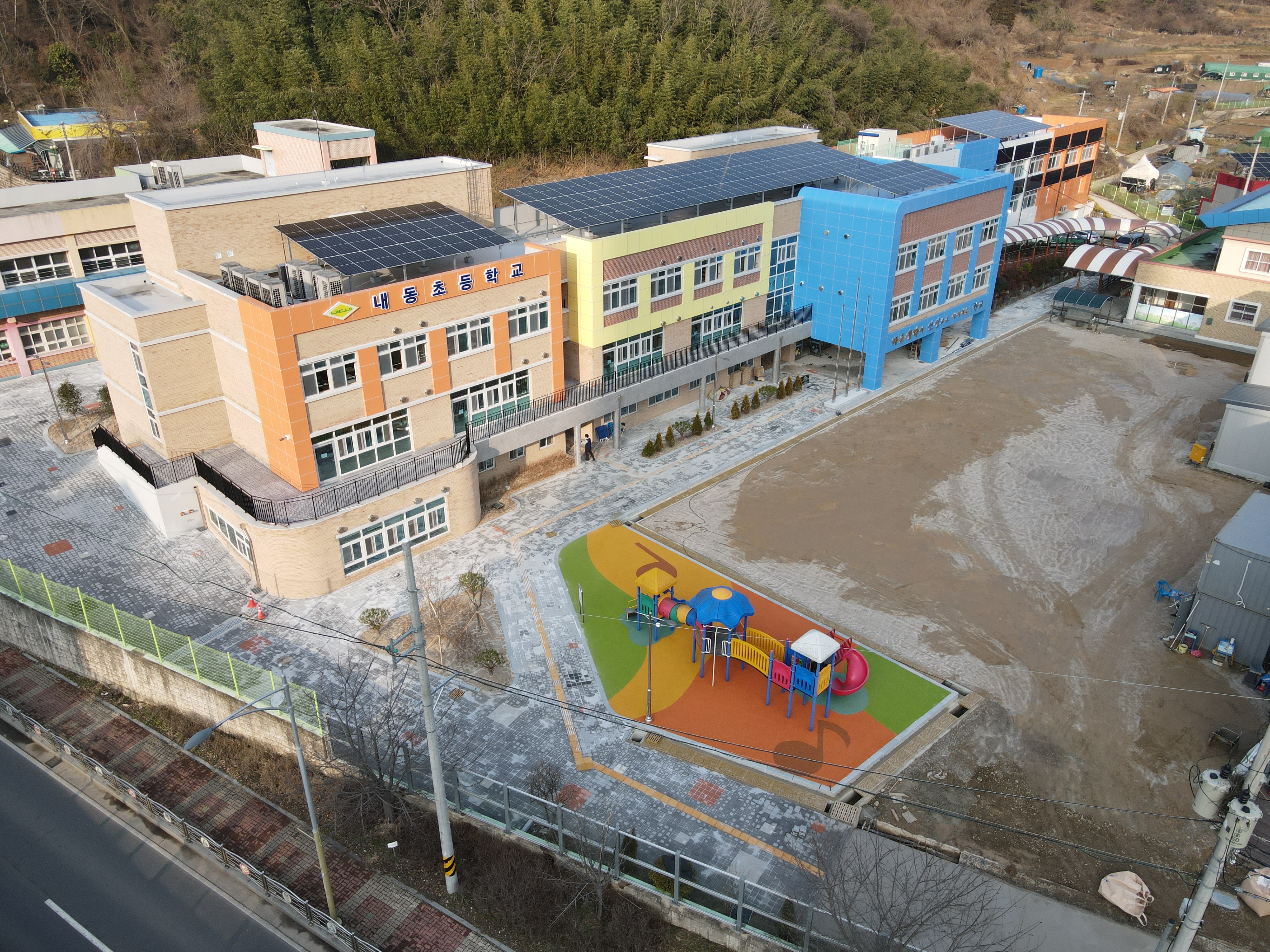 진주 내동초‘경남 그린스마트 미래학교’준공식 개최 - 관련이미지1