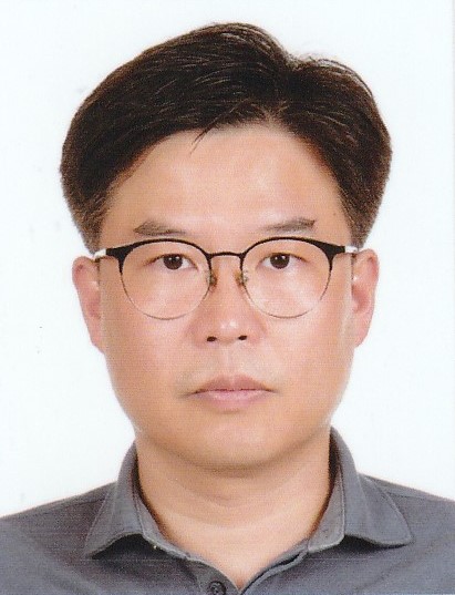 경남교육청, 2023년 적극행정 우수 공무원 6명 선정 - 관련이미지6