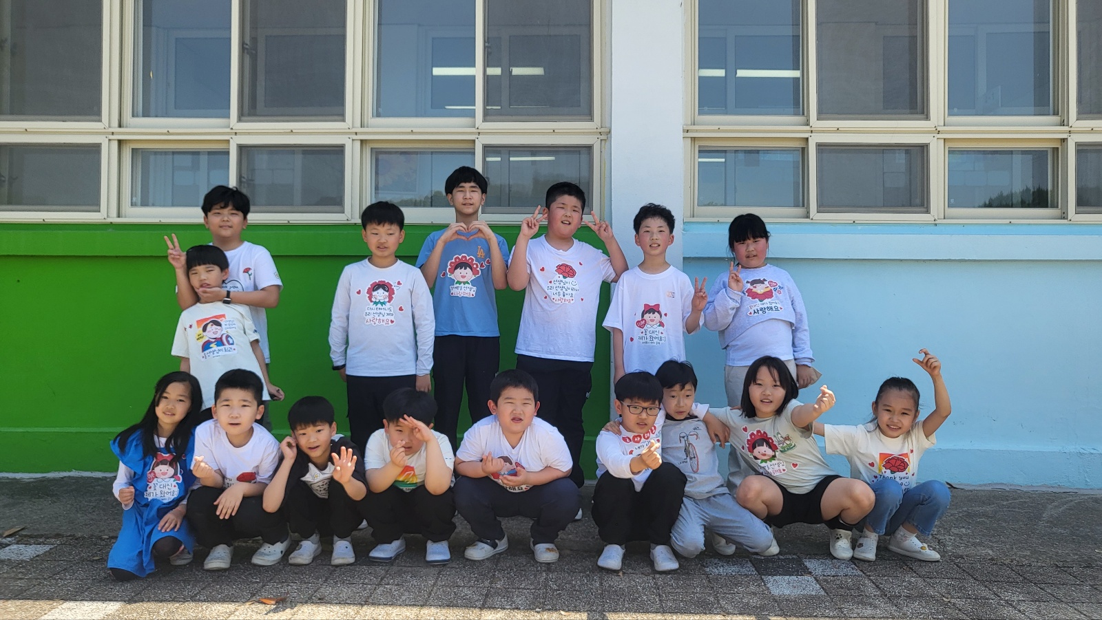선생님 꽃대신 제가 왔어요 - 관련이미지2